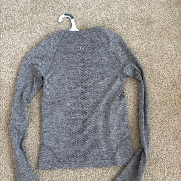 Lululemon long sleeve swiftly tech top - Picture 2 of 2